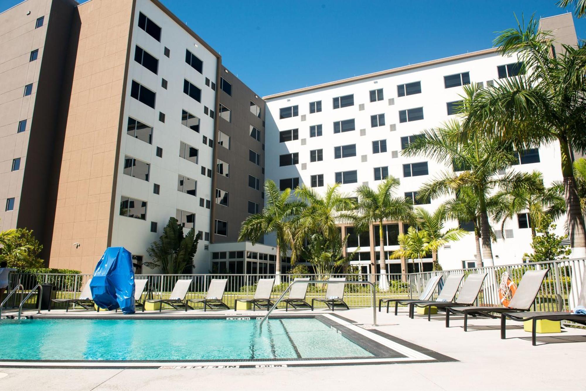 Готель Element Miami Doral Sweetwater Екстер'єр фото